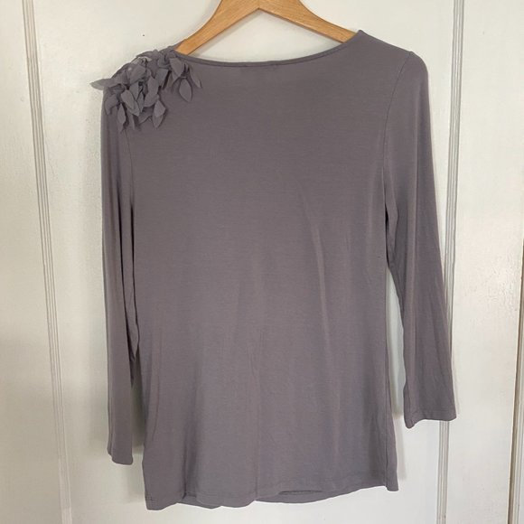 Anne Klein Ruffle Shoulder Top - Picture 6 of 6